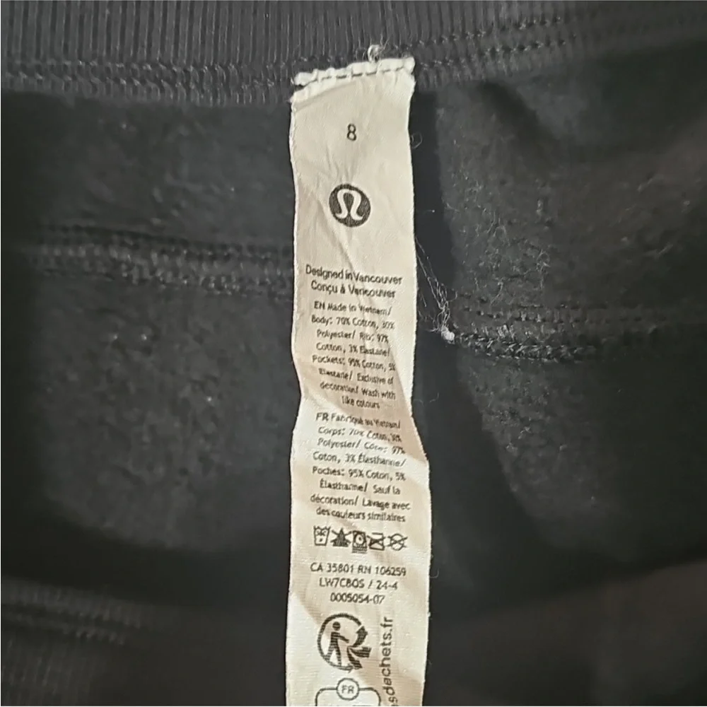 Lululemon Black Scuba High Rise Shorts Sz 8 Has Pockets 5”length - Picture 4 of 9
